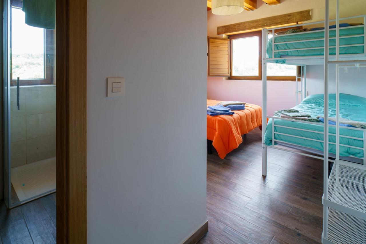 בית הארחה Lasaosa 	Casa Baramban מראה חיצוני תמונה